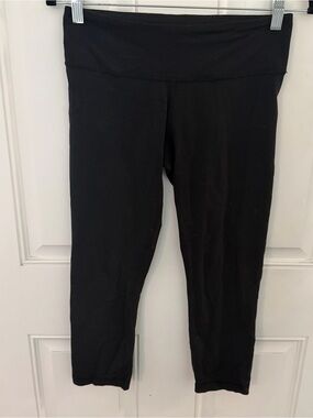 Lululemon Crop Leggings 6 | Black Low Rise Athletic